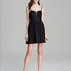 Guess Linear Black Dress